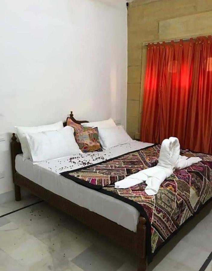 Resting Love Hostel Jaisalmer Exterior photo